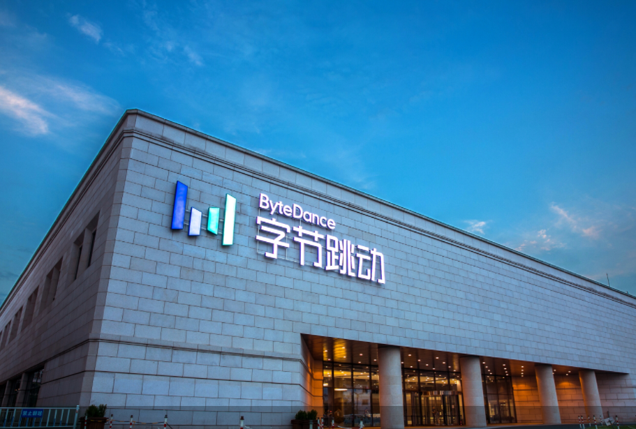 新闻联播口播：黄金三分钟里的专业功夫